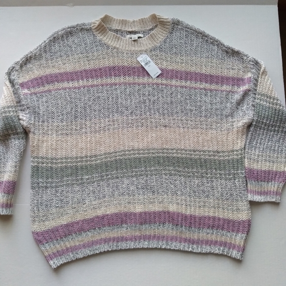 American Eagle Outfitters Sweaters - NWT American Eagle knit sweater